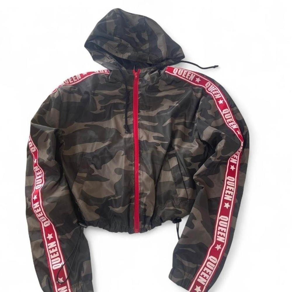 Camouflage windbreaker jacket‎
